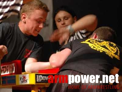 VI Mistrzostwa Polski - Jaworzno - Lewa ręka # Siłowanie na ręce # Armwrestling # Armpower.net