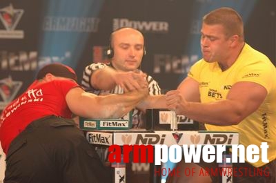 Vendetta in Dubai # Armwrestling # Armpower.net