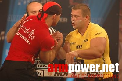 Vendetta in Dubai # Armwrestling # Armpower.net