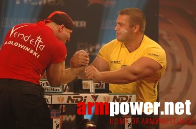 Vendetta in Dubai # Siłowanie na ręce # Armwrestling # Armpower.net