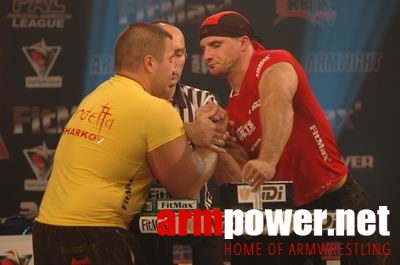 Vendetta in Dubai # Siłowanie na ręce # Armwrestling # Armpower.net