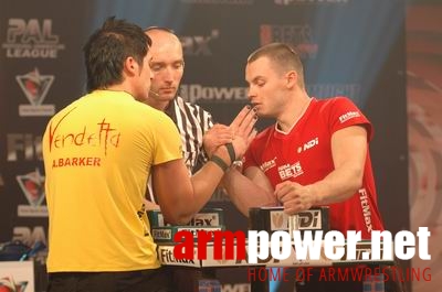 Vendetta in Dubai # Siłowanie na ręce # Armwrestling # Armpower.net