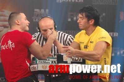 Vendetta in Dubai # Siłowanie na ręce # Armwrestling # Armpower.net