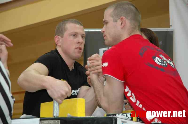 VII Mistrzostwa Polski - Wołomin 2007 - Lewa ręka # Armwrestling # Armpower.net