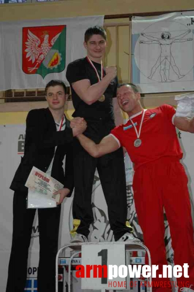 VII Mistrzostwa Polski - Wołomin 2007 - Lewa ręka # Siłowanie na ręce # Armwrestling # Armpower.net