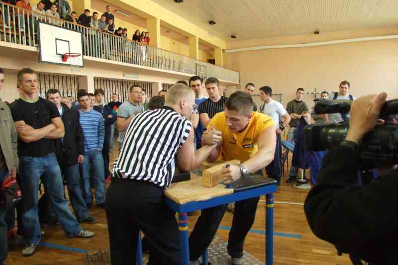 III Mistrzostw Szkół Średnich Powiatu Tomaszowskiego # Armwrestling # Armpower.net