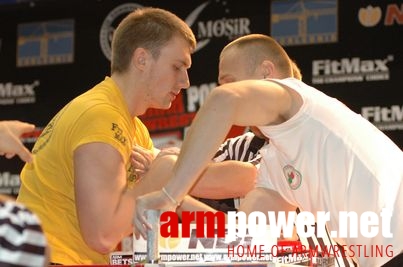 VIII Puchar Polski - Rumia 2007 - Prawa ręka # Siłowanie na ręce # Armwrestling # Armpower.net
