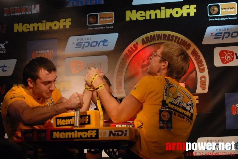 Nemiroff World Cup 2007 - Day 1 # Siłowanie na ręce # Armwrestling # Armpower.net