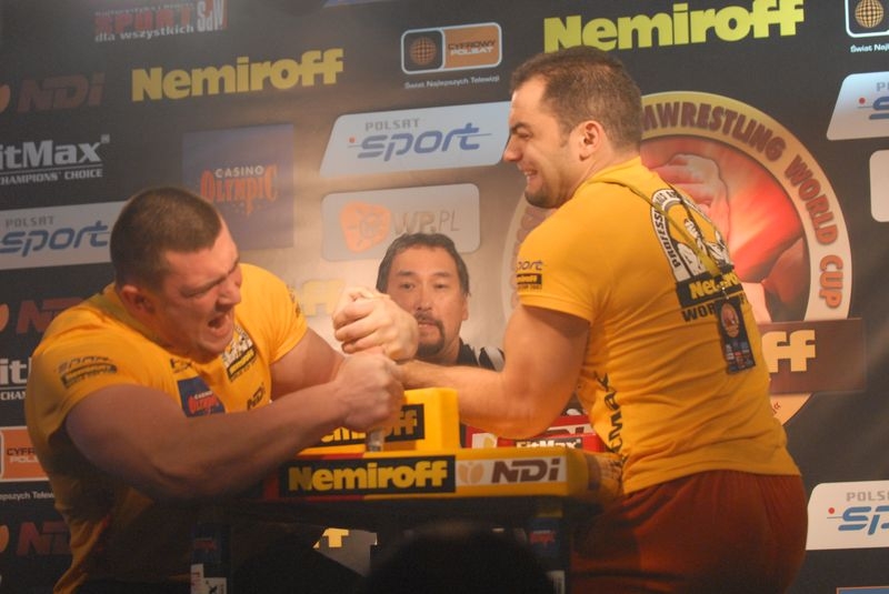 Nemiroff World Cup 2007 - Day 1 # Siłowanie na ręce # Armwrestling # Armpower.net