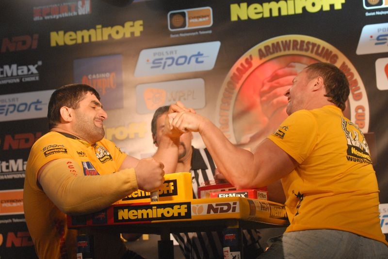 Nemiroff World Cup 2007 - Day 1 # Siłowanie na ręce # Armwrestling # Armpower.net