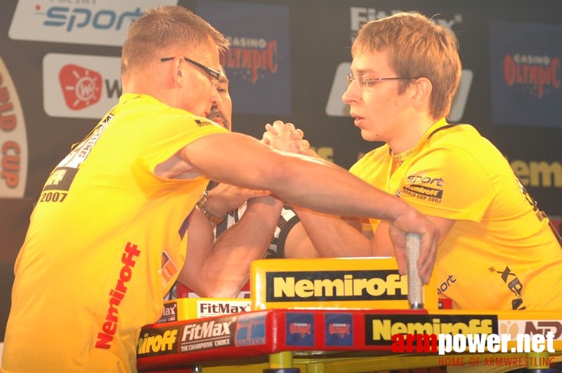 Nemiroff World Cup 2007 - Day 1 # Siłowanie na ręce # Armwrestling # Armpower.net