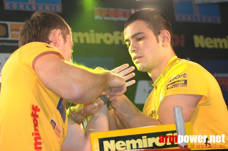 Nemiroff World Cup 2007 - Day 1 # Armwrestling # Armpower.net