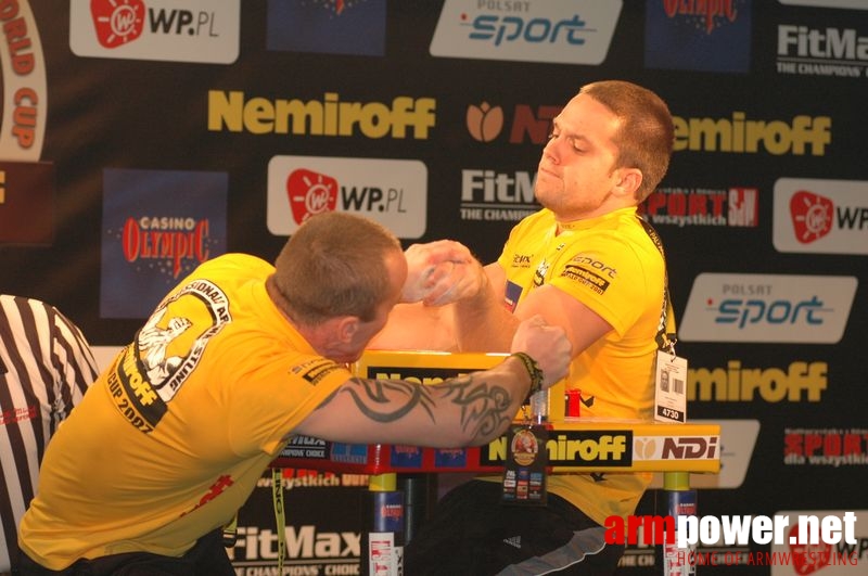 Nemiroff World Cup 2007 - Day 1 # Siłowanie na ręce # Armwrestling # Armpower.net