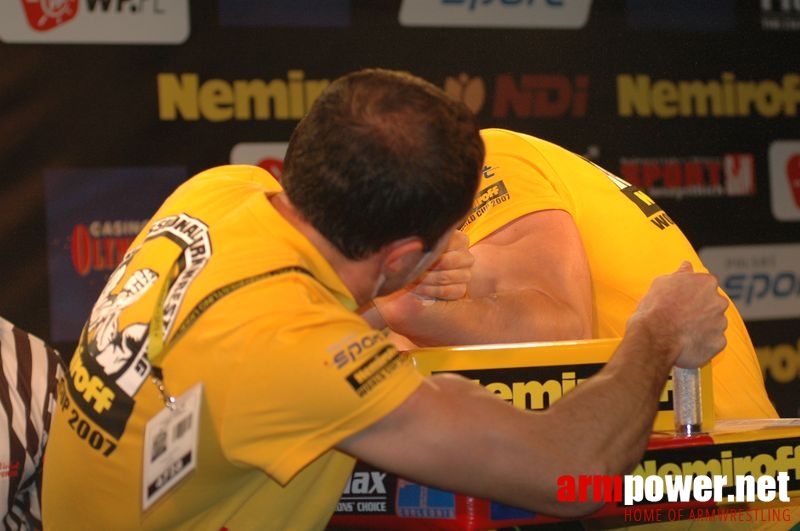 Nemiroff World Cup 2007 - Day 1 # Siłowanie na ręce # Armwrestling # Armpower.net