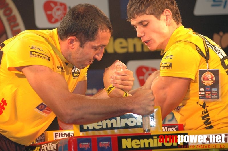 Nemiroff World Cup 2007 - Day 1 # Armwrestling # Armpower.net