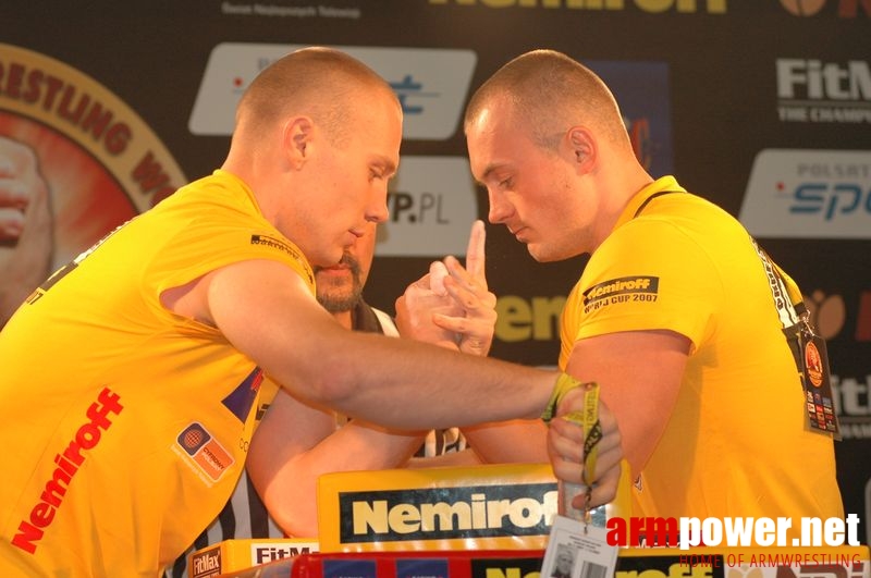 Nemiroff World Cup 2007 - Day 1 # Siłowanie na ręce # Armwrestling # Armpower.net