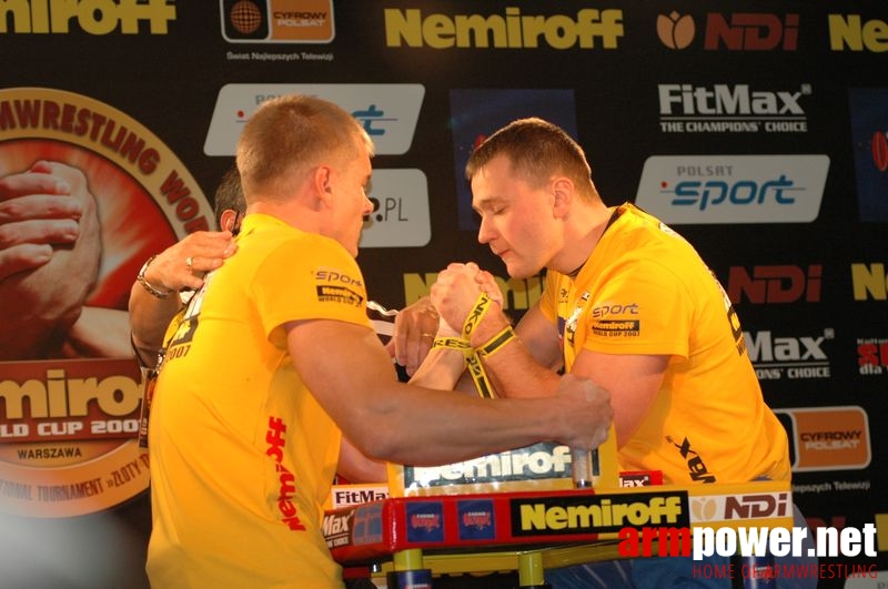 Nemiroff World Cup 2007 - Day 1 # Siłowanie na ręce # Armwrestling # Armpower.net