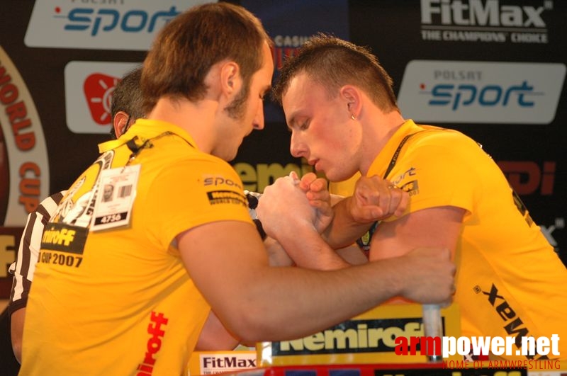 Nemiroff World Cup 2007 - Day 1 # Siłowanie na ręce # Armwrestling # Armpower.net