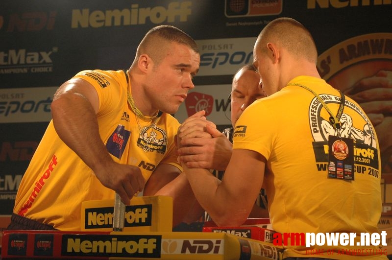 Nemiroff World Cup 2007 - Day 1 # Siłowanie na ręce # Armwrestling # Armpower.net