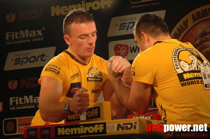 Nemiroff World Cup 2007 - Day 1 # Armwrestling # Armpower.net