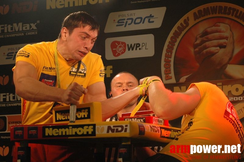 Nemiroff World Cup 2007 - Day 1 # Armwrestling # Armpower.net