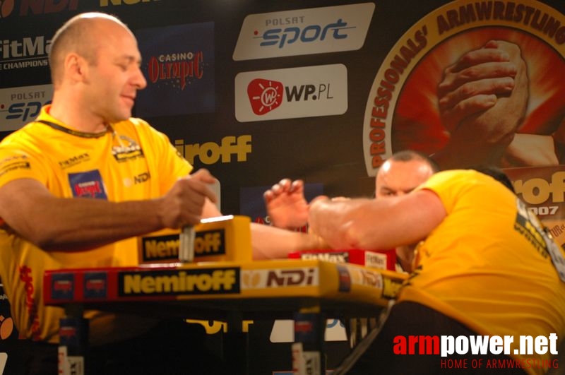 Nemiroff World Cup 2007 - Day 1 # Siłowanie na ręce # Armwrestling # Armpower.net