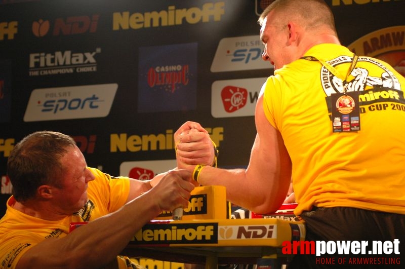 Nemiroff World Cup 2007 - Day 1 # Armwrestling # Armpower.net