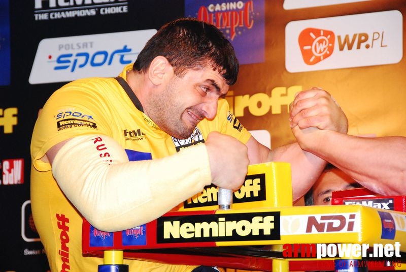 Nemiroff World Cup 2007 - Day 1 # Siłowanie na ręce # Armwrestling # Armpower.net