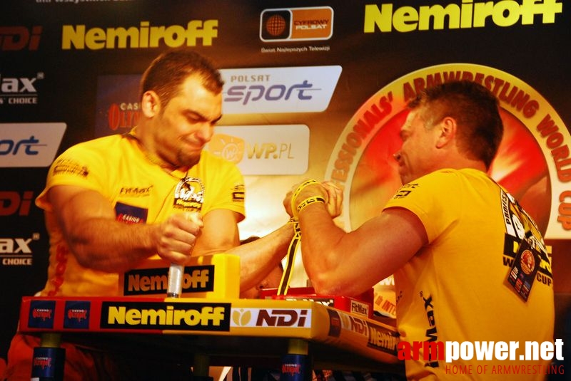 Nemiroff World Cup 2007 - Day 1 # Armwrestling # Armpower.net