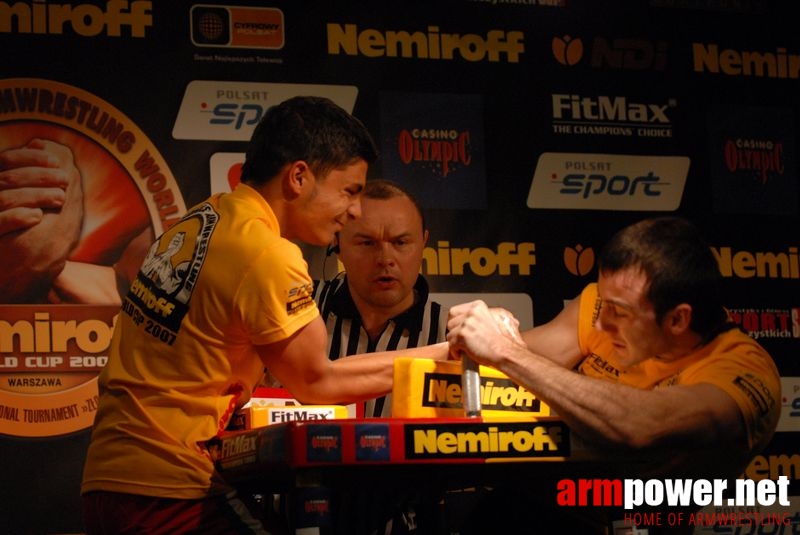 Nemiroff World Cup 2007 - Day 2 # Siłowanie na ręce # Armwrestling # Armpower.net