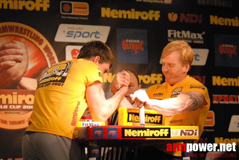 Nemiroff World Cup 2007 - Day 2 # Siłowanie na ręce # Armwrestling # Armpower.net