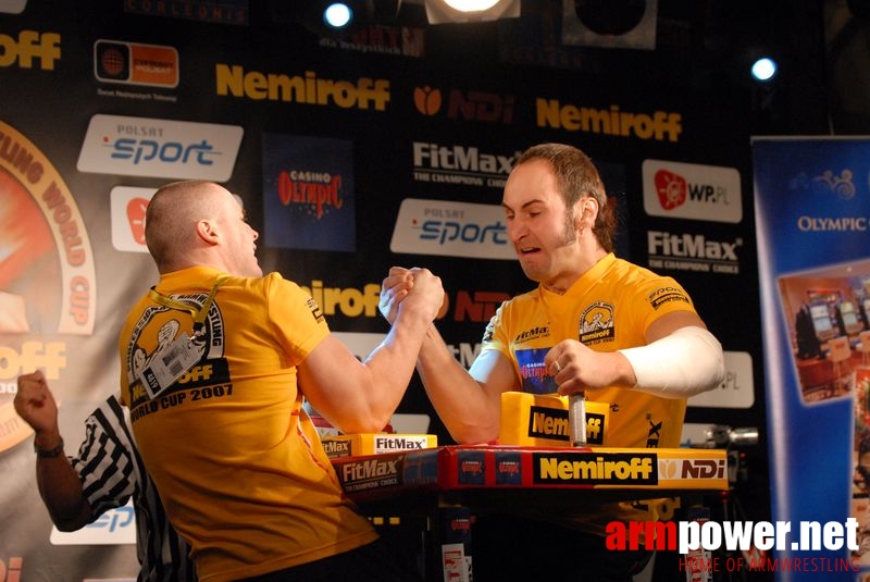 Nemiroff World Cup 2007 - Day 2 # Siłowanie na ręce # Armwrestling # Armpower.net