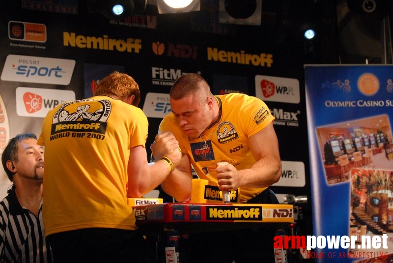 Nemiroff World Cup 2007 - Day 2 # Siłowanie na ręce # Armwrestling # Armpower.net