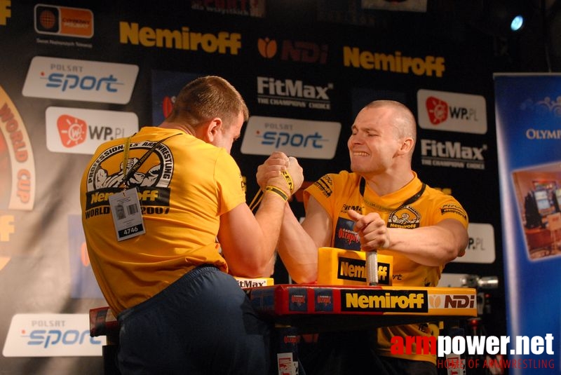 Nemiroff World Cup 2007 - Day 2 # Siłowanie na ręce # Armwrestling # Armpower.net