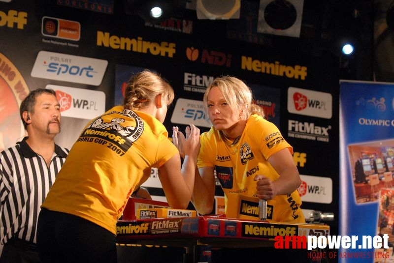 Nemiroff World Cup 2007 - Day 2 # Siłowanie na ręce # Armwrestling # Armpower.net