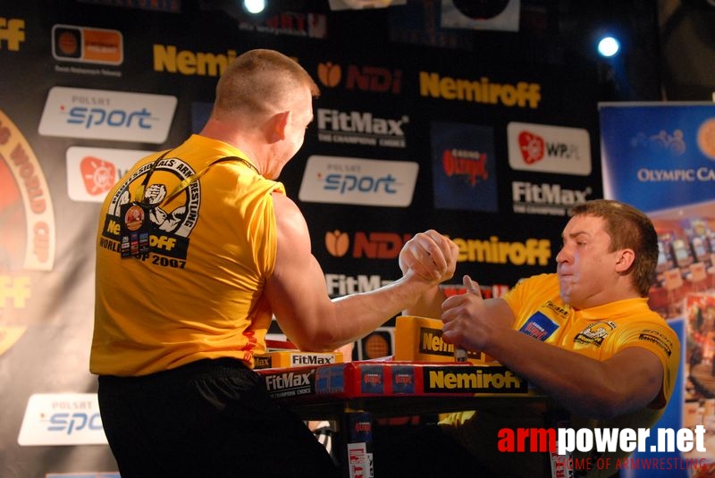 Nemiroff World Cup 2007 - Day 2 # Siłowanie na ręce # Armwrestling # Armpower.net