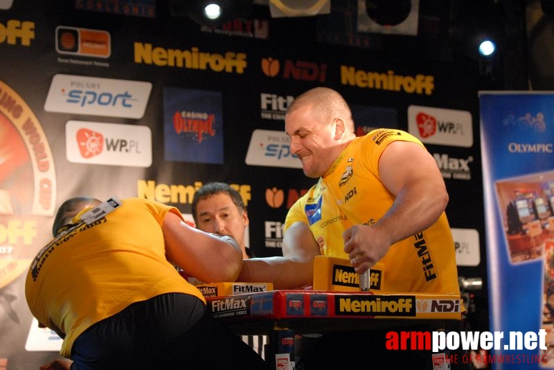 Nemiroff World Cup 2007 - Day 2 # Siłowanie na ręce # Armwrestling # Armpower.net