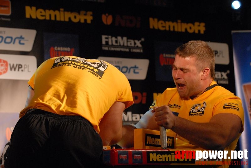 Nemiroff World Cup 2007 - Day 2 # Siłowanie na ręce # Armwrestling # Armpower.net