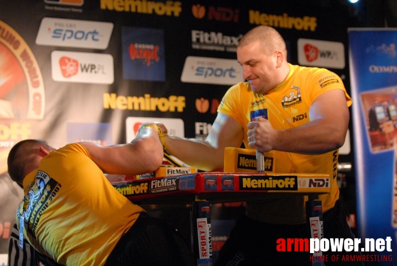 Nemiroff World Cup 2007 - Day 2 # Siłowanie na ręce # Armwrestling # Armpower.net