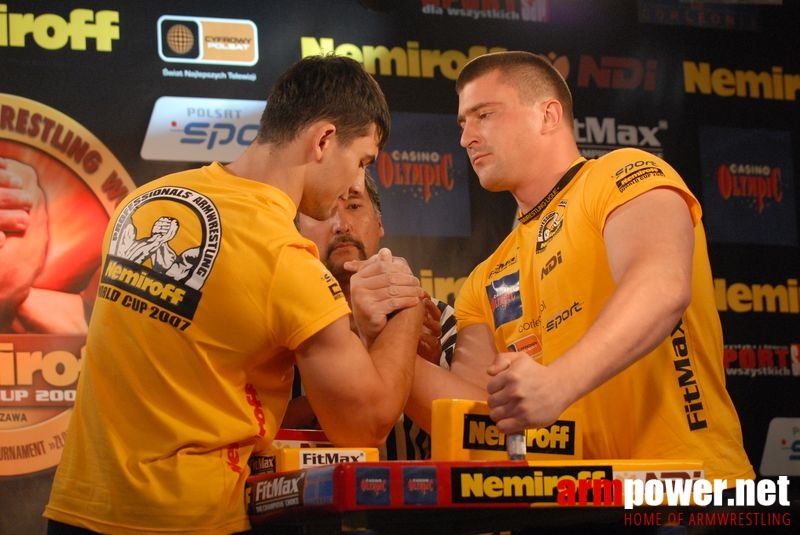 Nemiroff World Cup 2007 - Day 2 # Siłowanie na ręce # Armwrestling # Armpower.net