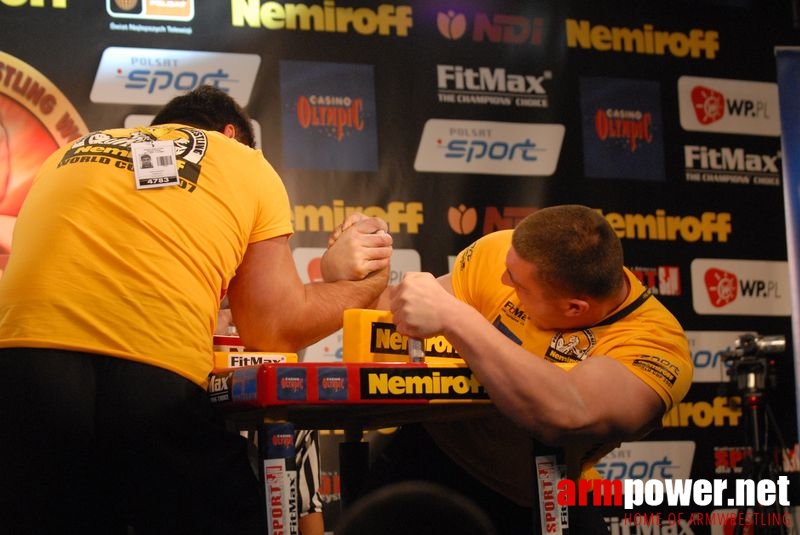 Nemiroff World Cup 2007 - Day 2 # Siłowanie na ręce # Armwrestling # Armpower.net