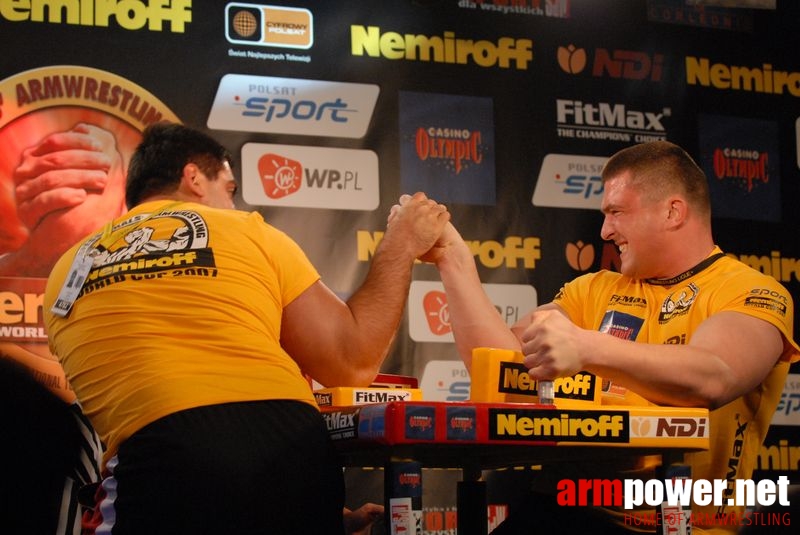 Nemiroff World Cup 2007 - Day 2 # Siłowanie na ręce # Armwrestling # Armpower.net