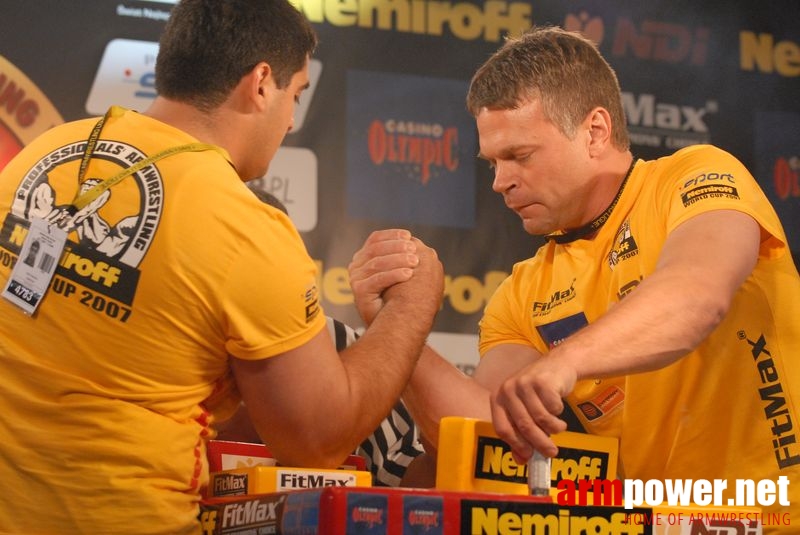 Nemiroff World Cup 2007 - Day 2 # Armwrestling # Armpower.net