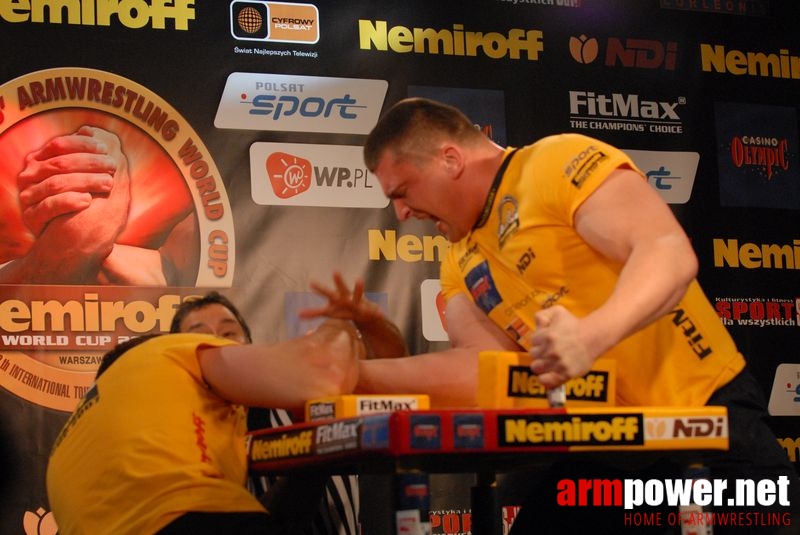 Nemiroff World Cup 2007 - Day 2 # Siłowanie na ręce # Armwrestling # Armpower.net