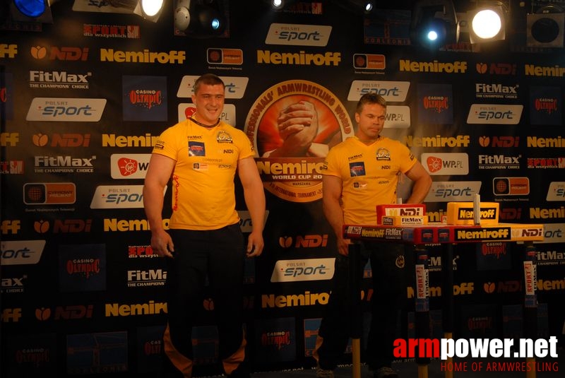 Nemiroff World Cup 2007 - Day 2 # Siłowanie na ręce # Armwrestling # Armpower.net