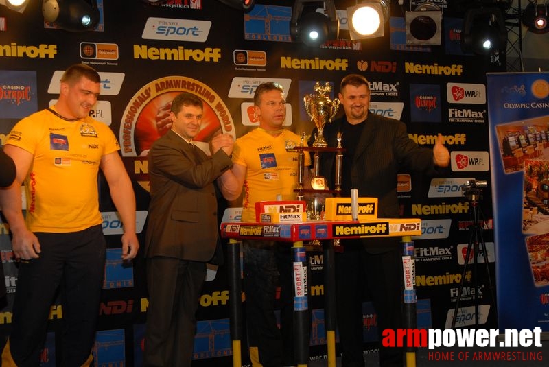 Nemiroff World Cup 2007 - Day 2 # Siłowanie na ręce # Armwrestling # Armpower.net