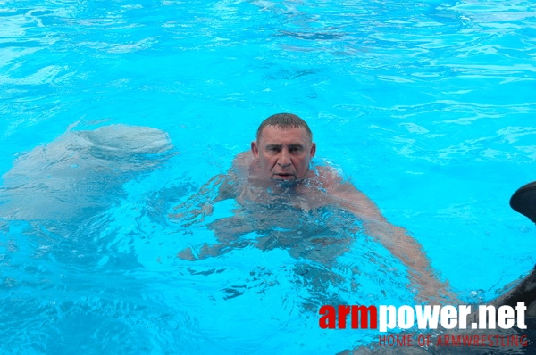 Vendetta Yalta - Swimming Pool # Armwrestling # Armpower.net