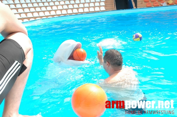 Vendetta Yalta - Swimming Pool # Armwrestling # Armpower.net