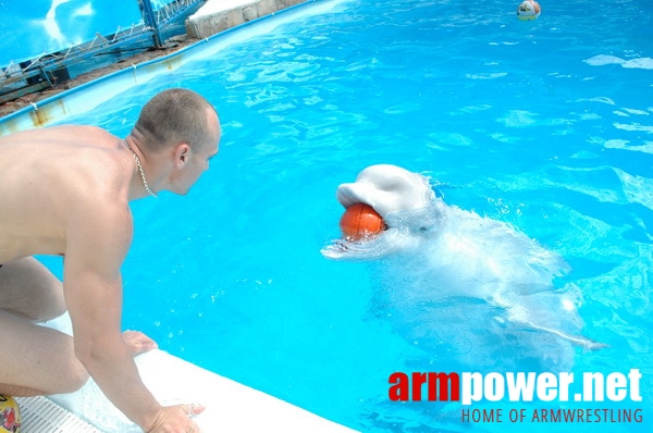 Vendetta Yalta - Swimming Pool # Armwrestling # Armpower.net