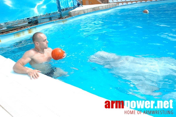 Vendetta Yalta - Swimming Pool # Siłowanie na ręce # Armwrestling # Armpower.net